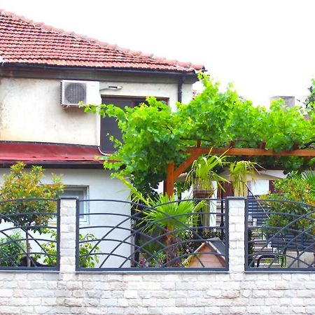 Guest House "Emily" In Troshevo Varna Eksteriør bilde